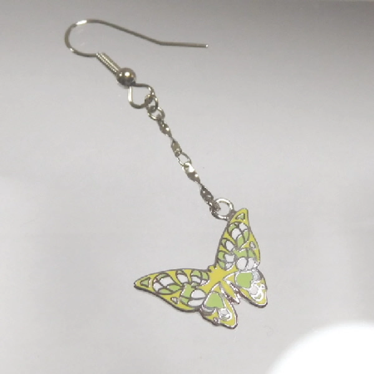 メビウスの蝶 | ピアス | アクセサリー